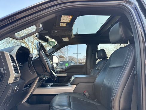 Used 2022 Ford F250 Lariat w/ Tremor Off-Road Package image 17