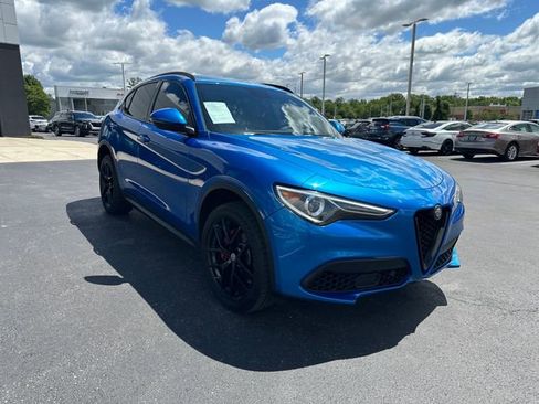 Used 2018 Alfa Romeo Stelvio Ti Sport AWD/4WD image 5