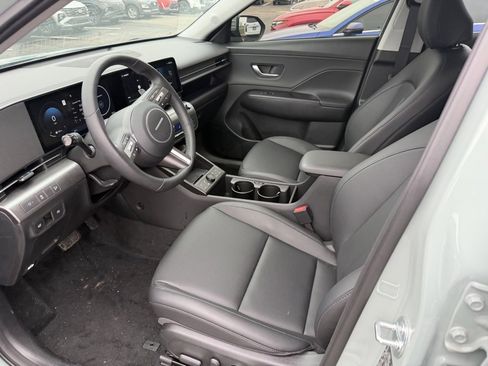 Used 2026 Hyundai Kona Limited image 6