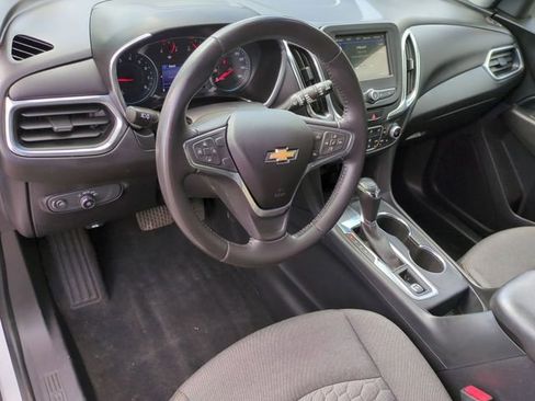 Used 2019 Chevrolet Equinox LT FWD image 10