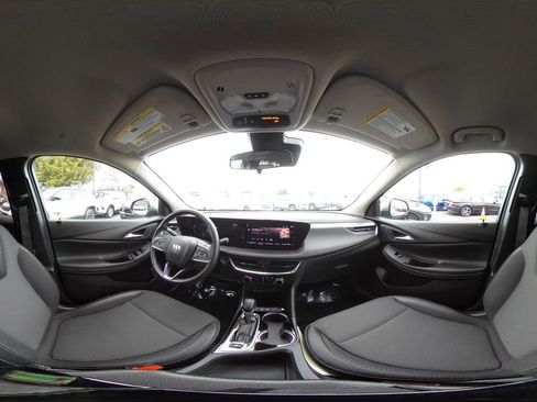 Used 2025 Buick Encore GX Preferred AWD/4WD image 43