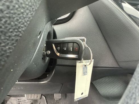 Used 2023 Toyota Corolla LE FWD image 18