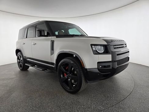 New 2026 Land Rover Defender 110 X AWD/4WD image 15