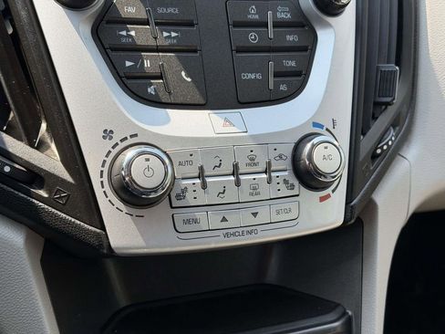 Used 2016 Chevrolet Equinox LT w/ Convenience Package image 5