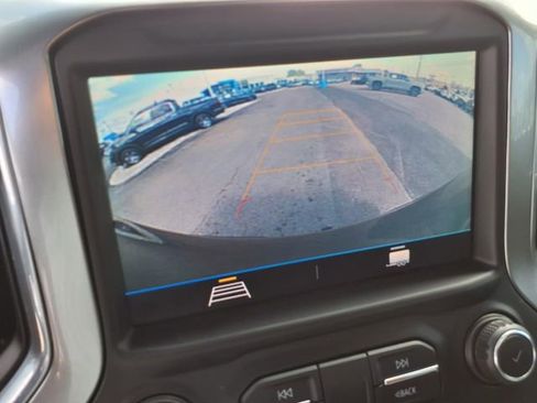 Used 2019 Chevrolet Silverado 1500 LT Trail Boss w/ Convenience Package AWD/4WD image 10