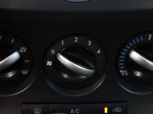 Used 2012 MAZDA MAZDA3 i Grand Touring image 27