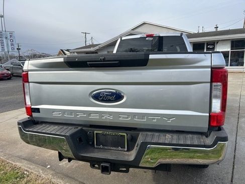 Used 2019 Ford F250 XLT w/ FX4 Off-Road Package image 8