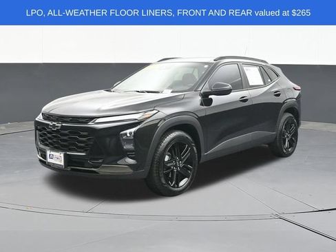 Used 2026 Chevrolet Trax ACTIV w/ Driver Confidence Package FWD image 3