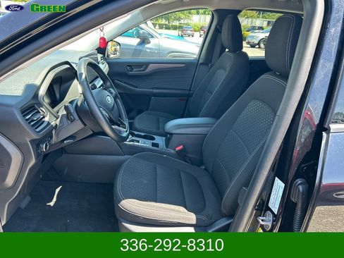 Used 2024 Ford Escape Active w/ Tech Pack #1 AWD/4WD image 9