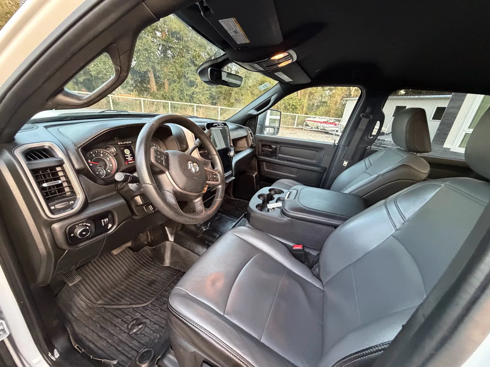 Used 2024 RAM 3500 Tradesman w/ Towing Technology Group AWD/4WD image 13