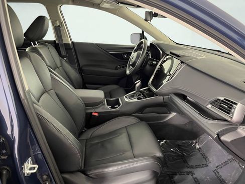 Used 2025 Subaru Outback Touring XT AWD/4WD image 16