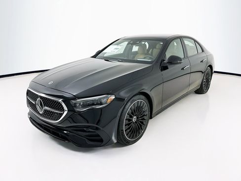 New 2026 Mercedes-Benz E 450 4MATIC Sedan image 3