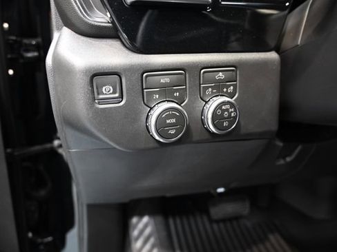 New 2026 GMC Sierra 1500 Elevation image 23