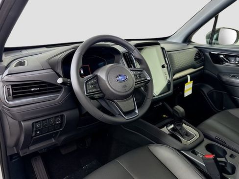 New 2025 Subaru Forester Limited image 9