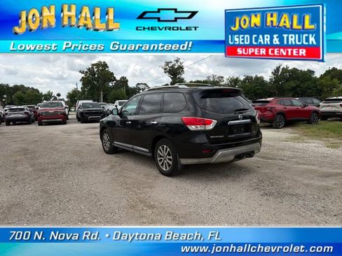 Used 2015 Nissan Pathfinder SL w/ SL Premium Package FWD image 6
