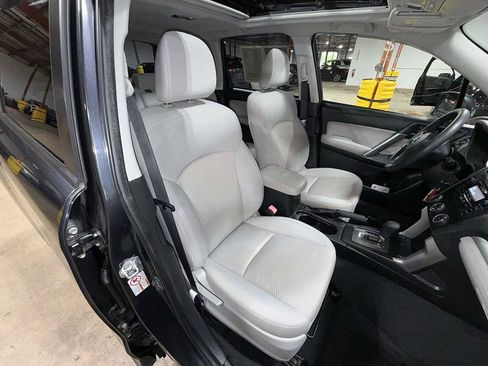 Used 2014 Subaru Forester 2.5i Premium w/ All-Weather Package AWD/4WD image 16