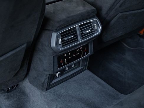 Used 2023 Lamborghini Urus Performante image 54