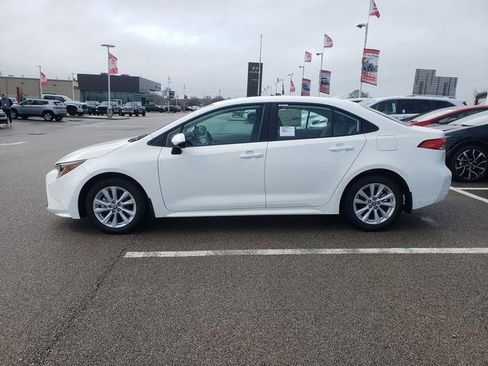 New 2026 Toyota Corolla LE image 9