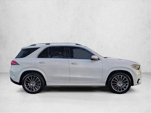 Used 2024 Mercedes-Benz GLE 350 4MATIC image 4