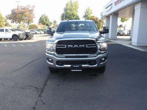 Used 2023 RAM 2500 Big Horn w/ Level 1 Equipment Group image 3