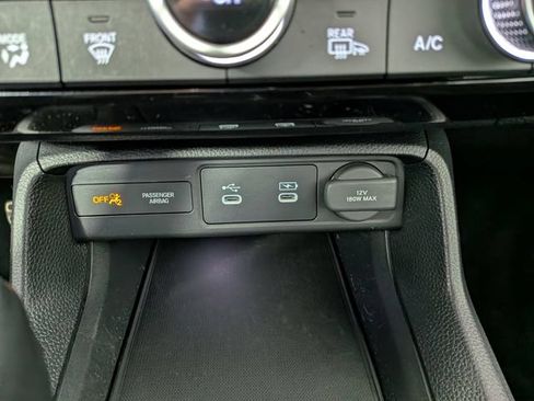 Used 2025 Honda Civic Sport image 9