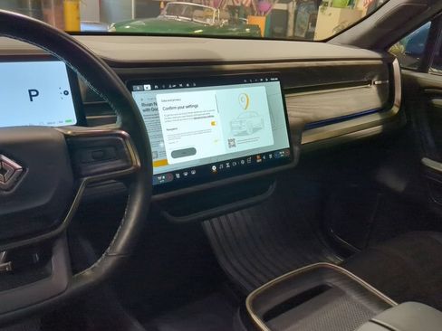 Used 2022 Rivian R1T Adventure AWD/4WD image 12