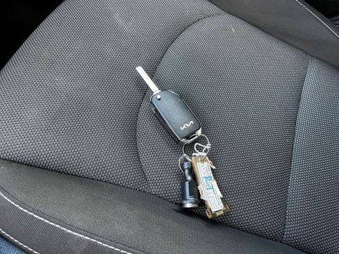 Used 2024 Kia Forte LXS image 21