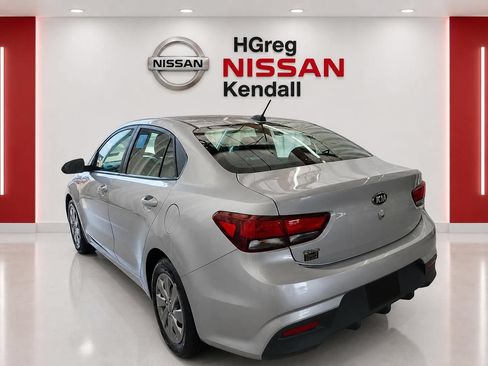 Used 2020 Kia Rio S FWD image 2