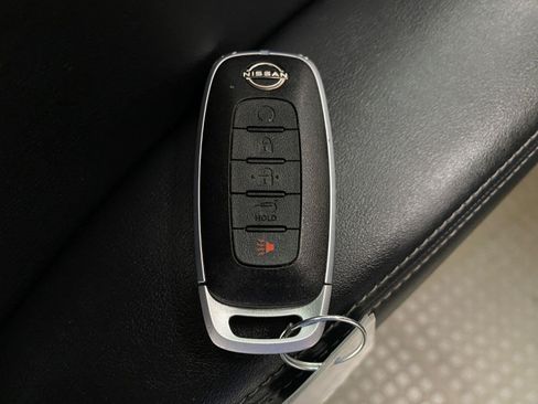 Certified 2025 Nissan Rogue SV AWD/4WD image 30