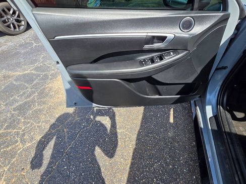 Used 2024 Hyundai Sonata SEL w/ Convenience Package FWD image 28