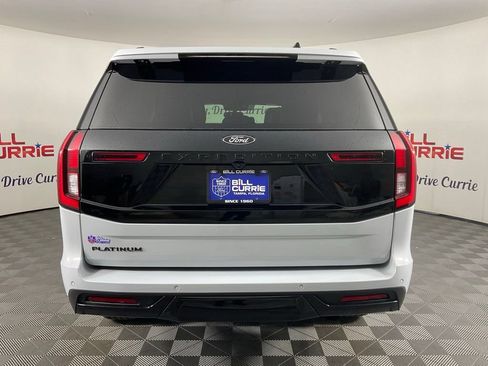 New 2026 Ford Expedition Platinum w/ Stealth Appearance Package AWD/4WD image 4