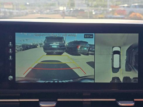 Used 2023 Kia Carnival SX Prestige FWD image 20