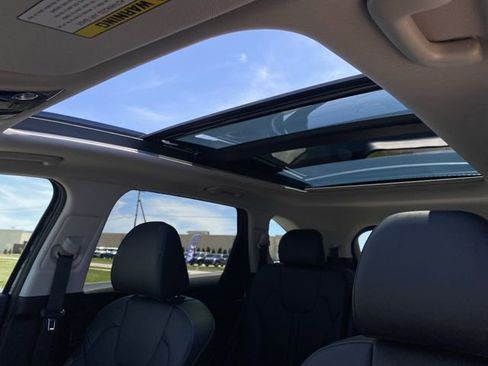 New 2025 Kia Sorento X-Line EX image 7