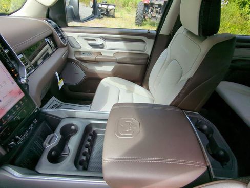 New 2026 RAM 1500 Laramie w/ Advanced Safety Group II AWD/4WD image 20