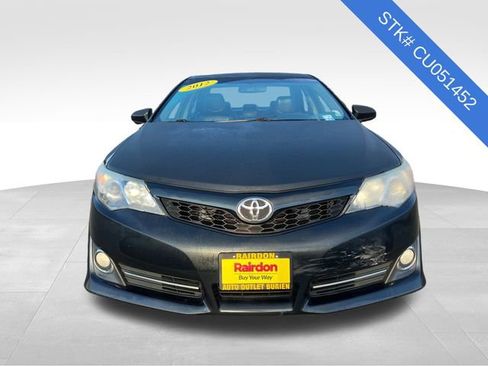 Used 2012 Toyota Camry L image 2