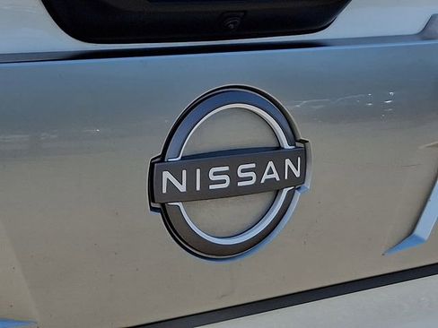 Used 2023 Nissan Titan Platinum Reserve w/ Moonroof Package AWD/4WD image 30