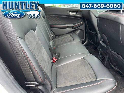 Used 2022 Ford Edge ST-Line w/ Class II Trailer Tow Package image 14