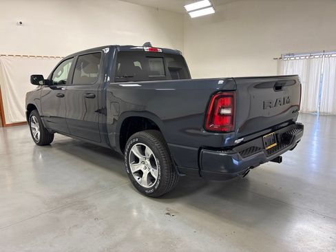 New 2026 RAM 1500 Express AWD/4WD image 6