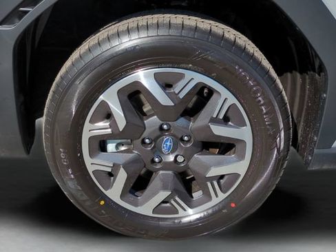 Used 2026 Subaru Forester Premium AWD/4WD image 11