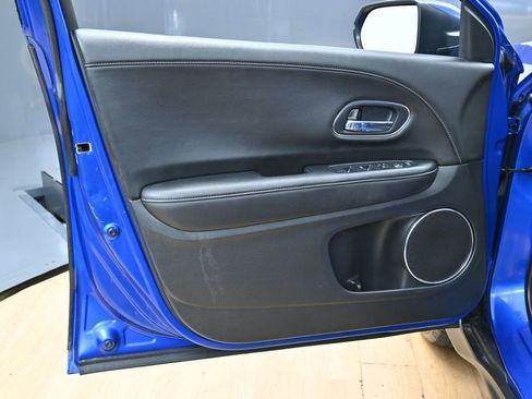 Used 2021 Honda HR-V EX-L image 37