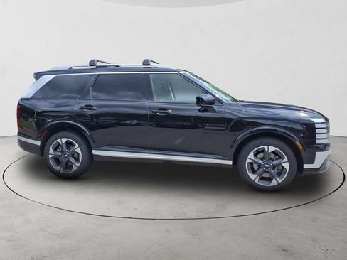 Used 2026 Hyundai Palisade Limited AWD/4WD image 4