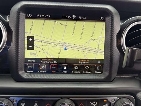 Used 2020 Jeep Wrangler Unlimited Sahara AWD/4WD image 23