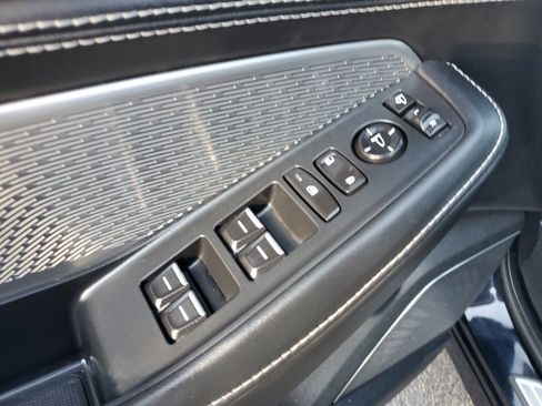 Used 2023 Acura MDX SH-AWD w/ Advance Package image 17