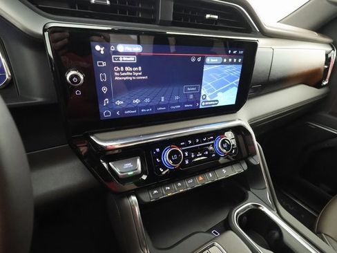 Used 2025 GMC Sierra 1500 Denali w/ Technology Package image 17