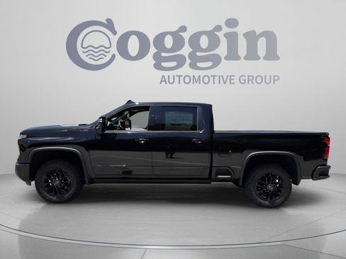 New 2026 Chevrolet Silverado 2500 High Country w/ Midnight Edition AWD/4WD image 2