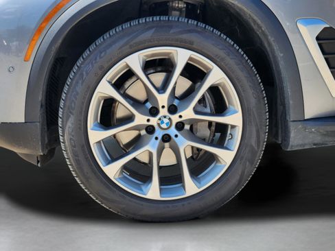 Used 2026 BMW X5 sDrive40i image 30