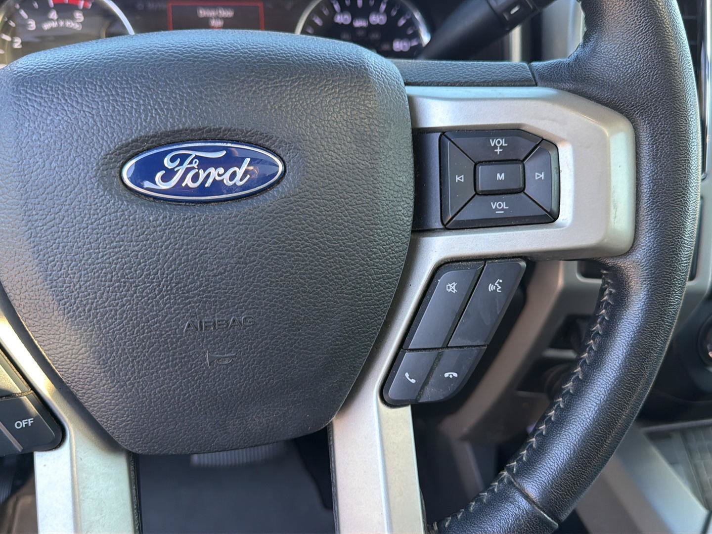 Used 2020 Ford F250 Lariat AWD/4WD image 21