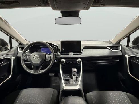 Used 2024 Toyota RAV4 XLE image 22