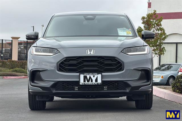 Used 2025 Honda HR-V Sport image 9
