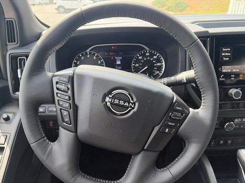 New 2026 Nissan Frontier SV w/ SV Convenience Package AWD/4WD image 15